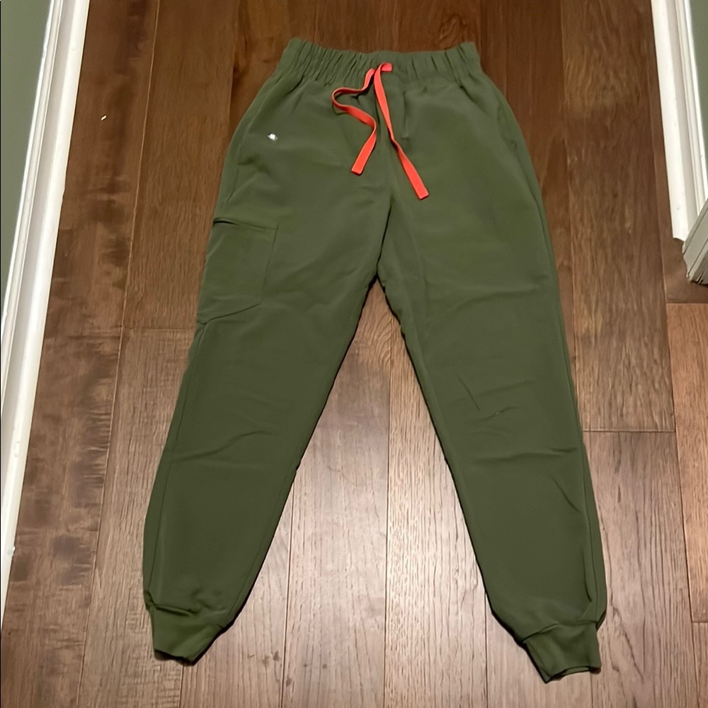 Figs XS Olive Green Atlanta High Waisted Joggers Scrub Pants